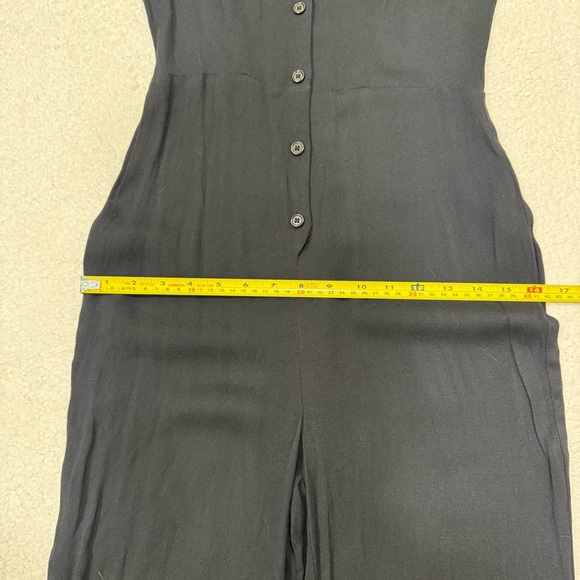 Reformation Black Short Sleeve Jumpsuit Heart Embroidery Size 4 - Picture 10 of 11